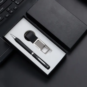 Gift Box of Pen and Keychain